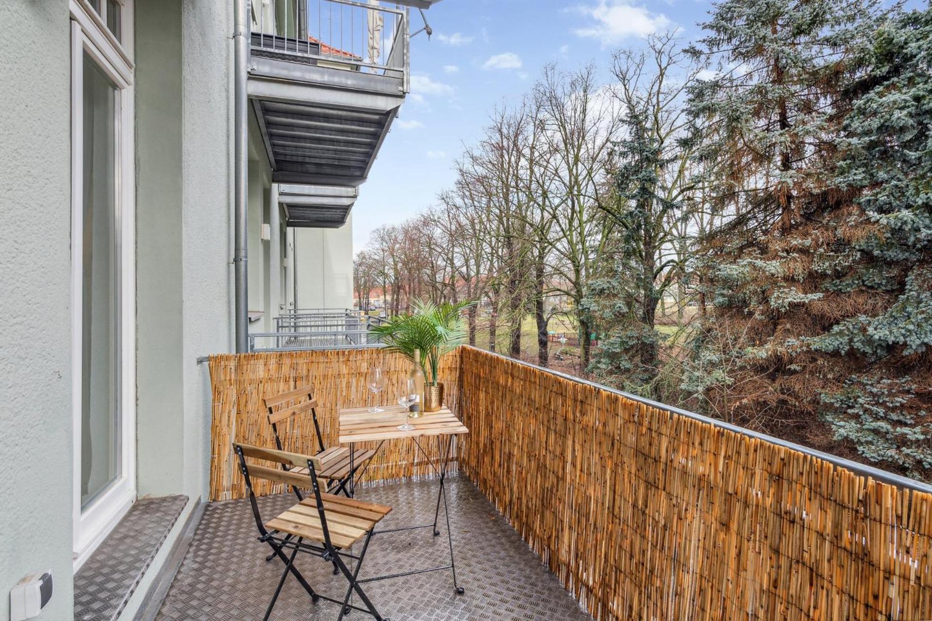 Homespace - Magdeburg - Gemuetliches Apartment Mit Balkon Luaran gambar